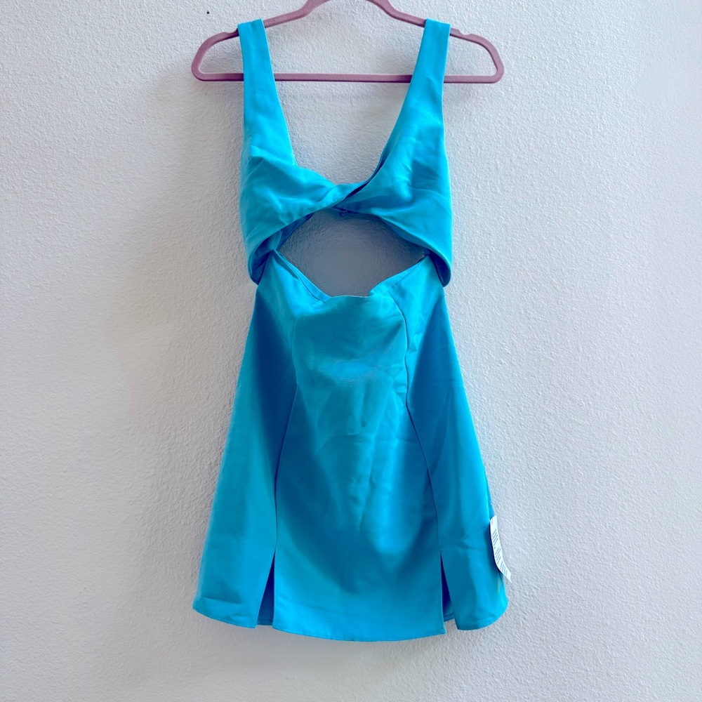 Vibrant Blue Twist Front Dress Size 6